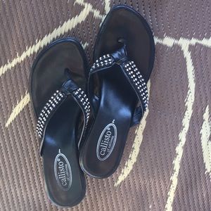 Black sandals thongs with rhinestones